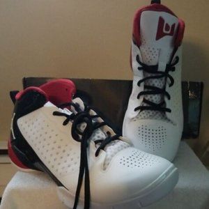 Nike Jordan Fly Wade 2 Men's Basketball Sneakers EXCELLENT CONDITION! 479976-101